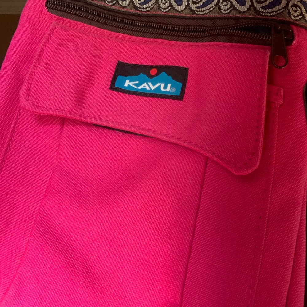 KAVU crossbody bag!